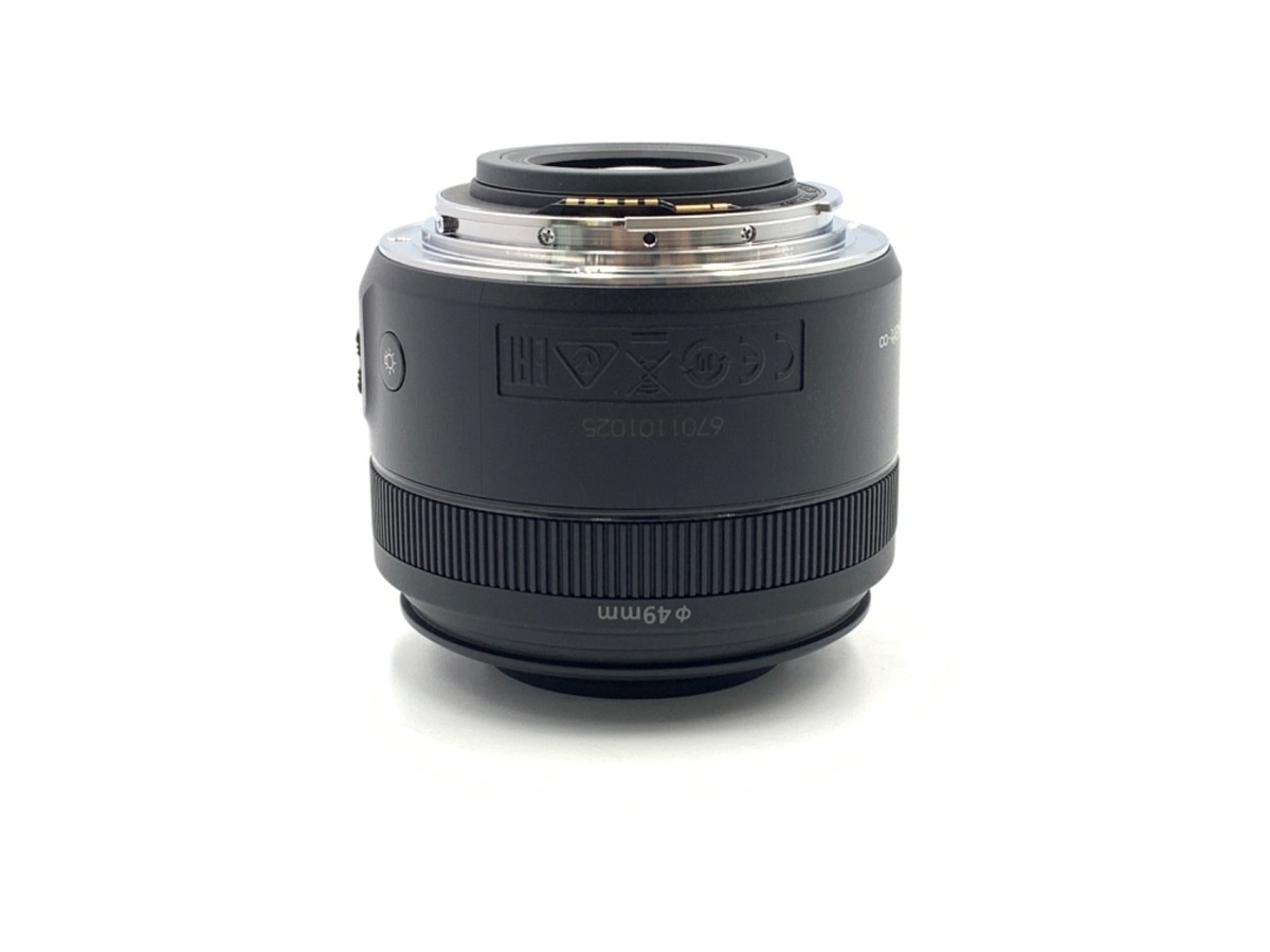 キヤノン EF-S35mm F2.8 マクロ IS STM