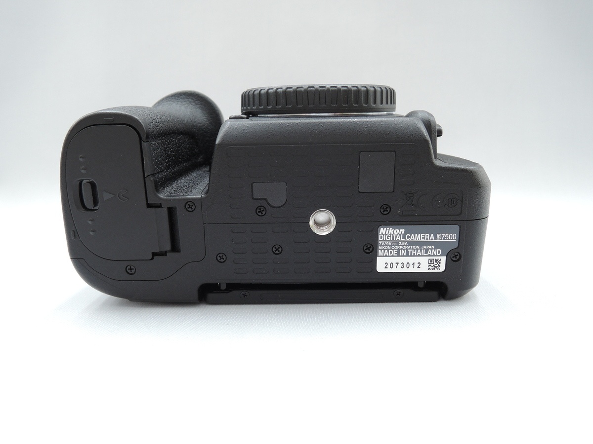 ニコン D7500 ボディ