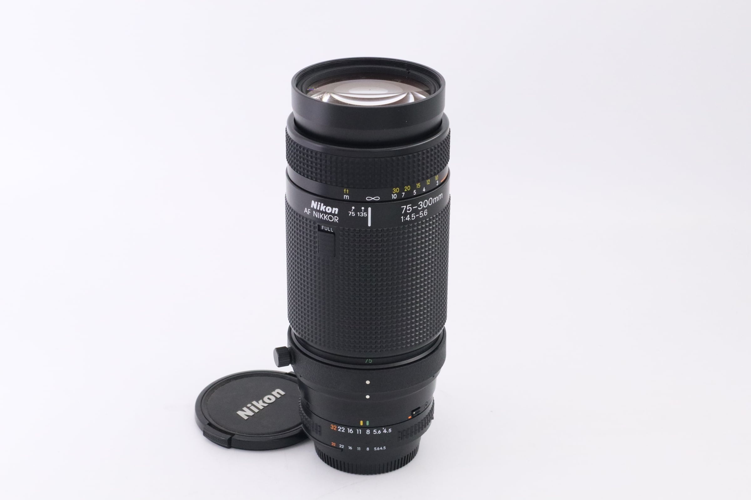 Nikon AF 75-300mm f4.5-5.6 f05506