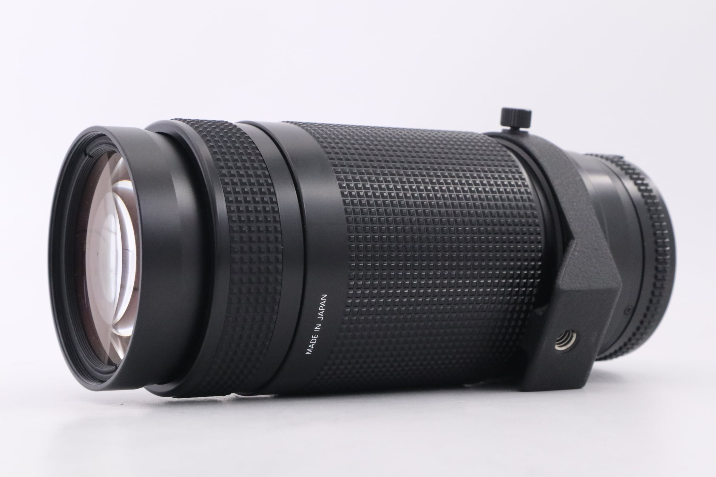 Nikon AF 75-300mm f4.5-5.6 f05506