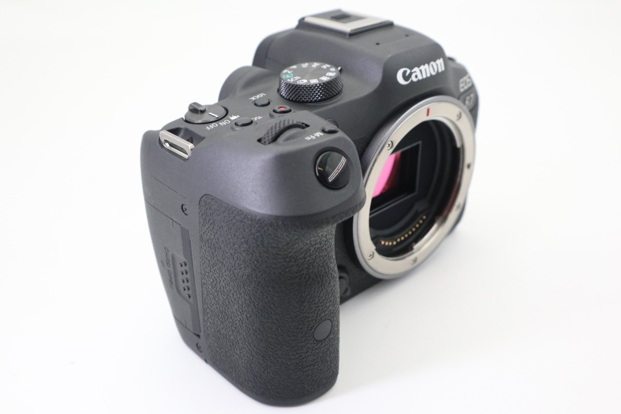 EOS R7 ブラックボディ ミラーレス 元箱付き