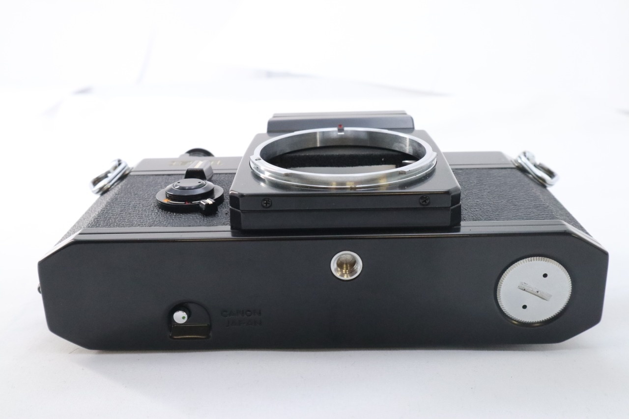 Canon   F-1 ブラックボディ MF