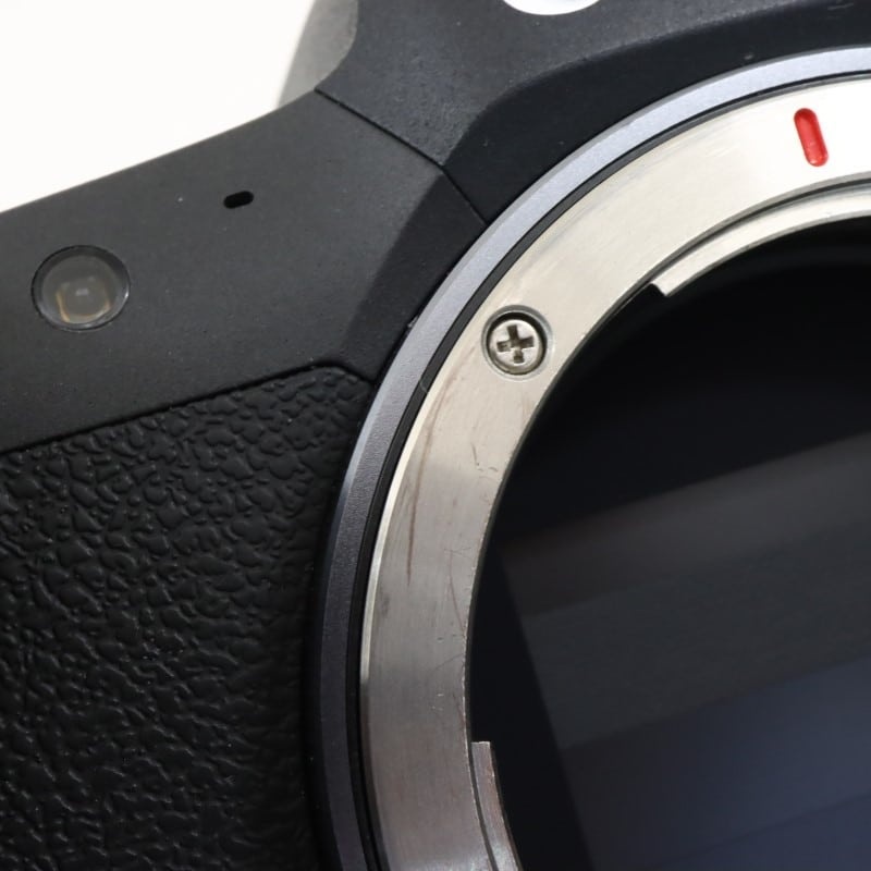 EOS R5 C ボディー