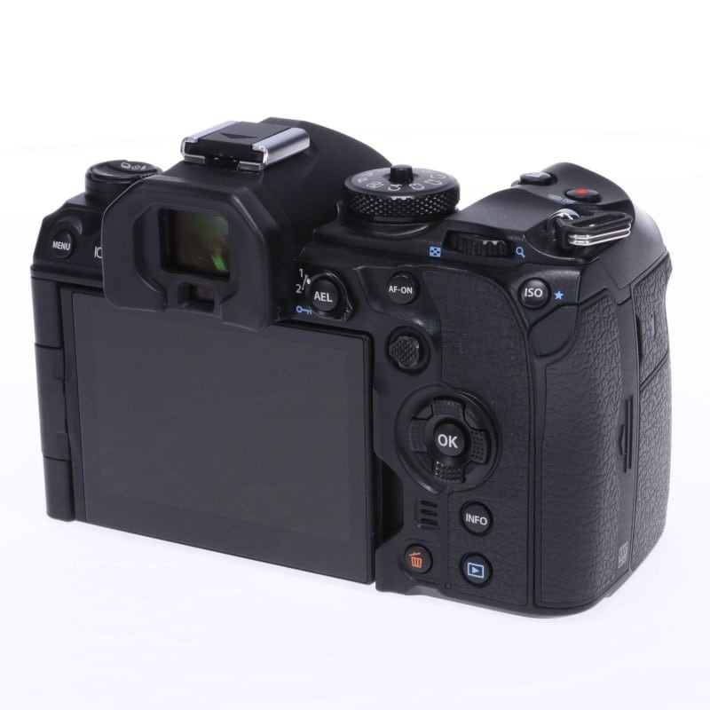 OM SYSTEM OM-1 ボディー