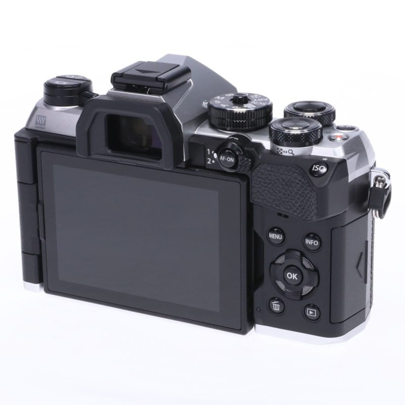 OM SYSTEM OM-5 Mark II ボディー シルバー