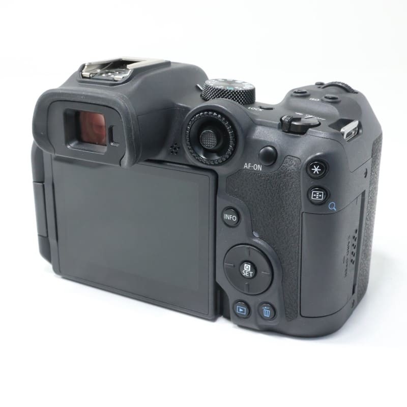EOS R7 ボディー