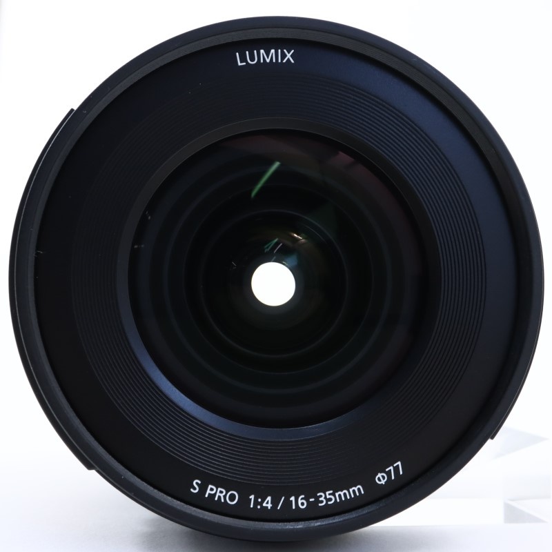 LUMIX S PRO 16-35mm F4 S-R1635