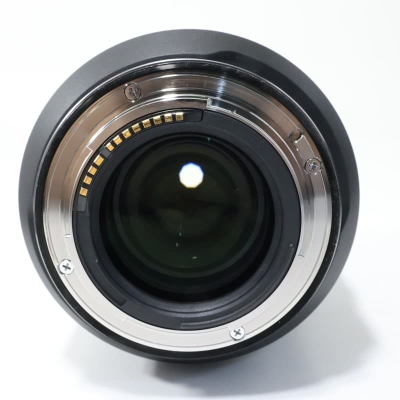 RF135mm F1.8 L IS USM
