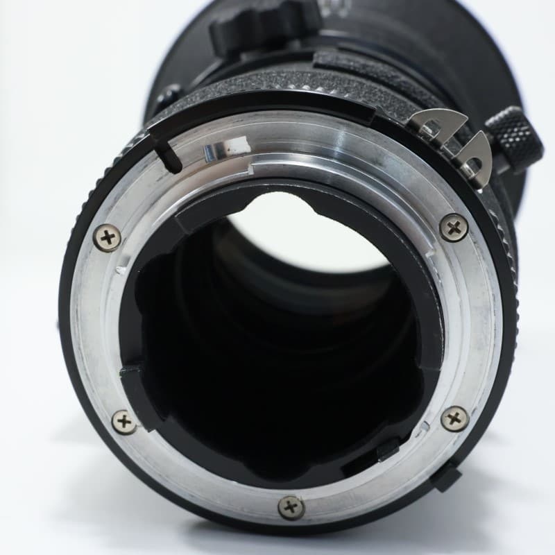 Ai Nikkor ED 300mm F2.8S IF