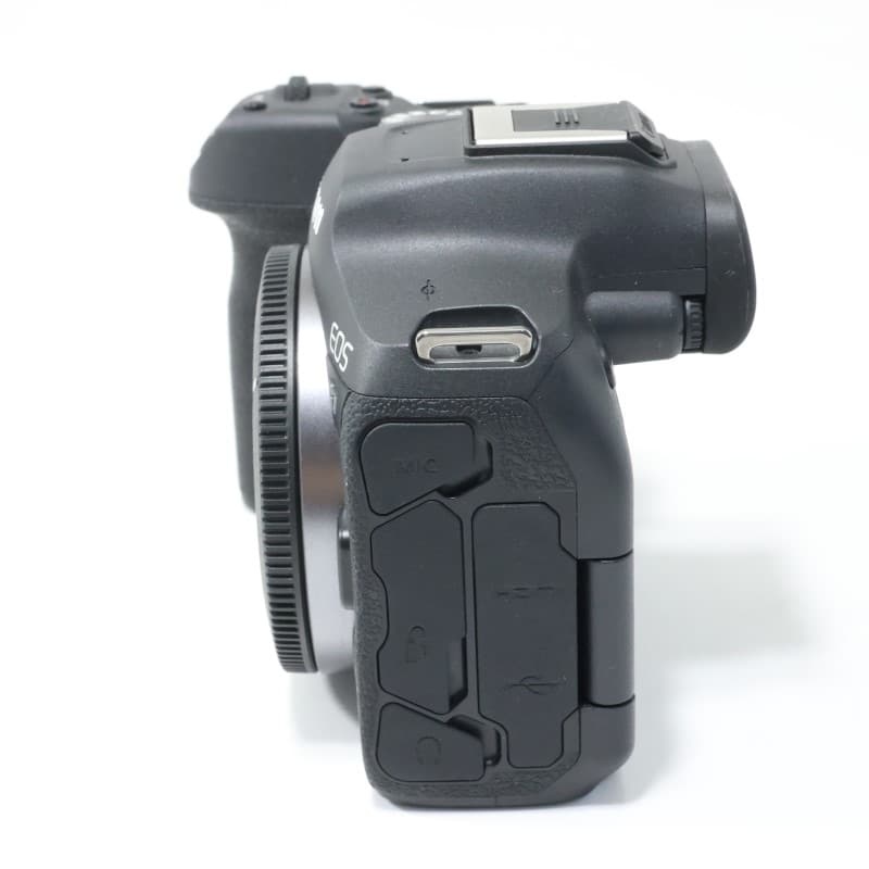 EOS R7 ボディー