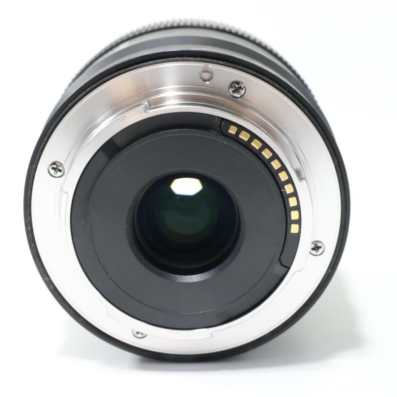 E 11mm F1.8 SEL11F18