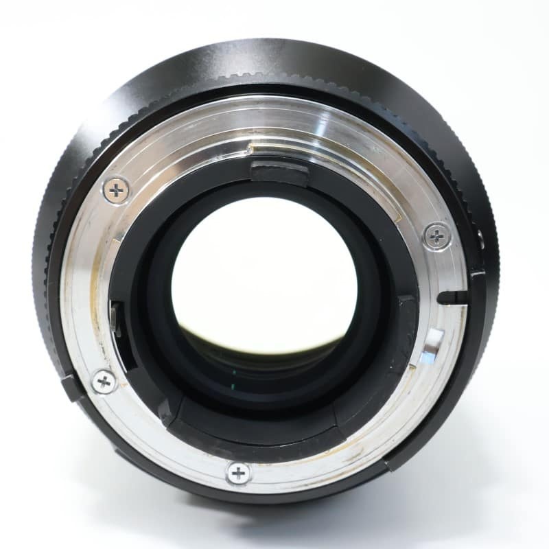 Makro Planar T* 2/100 ZF.2