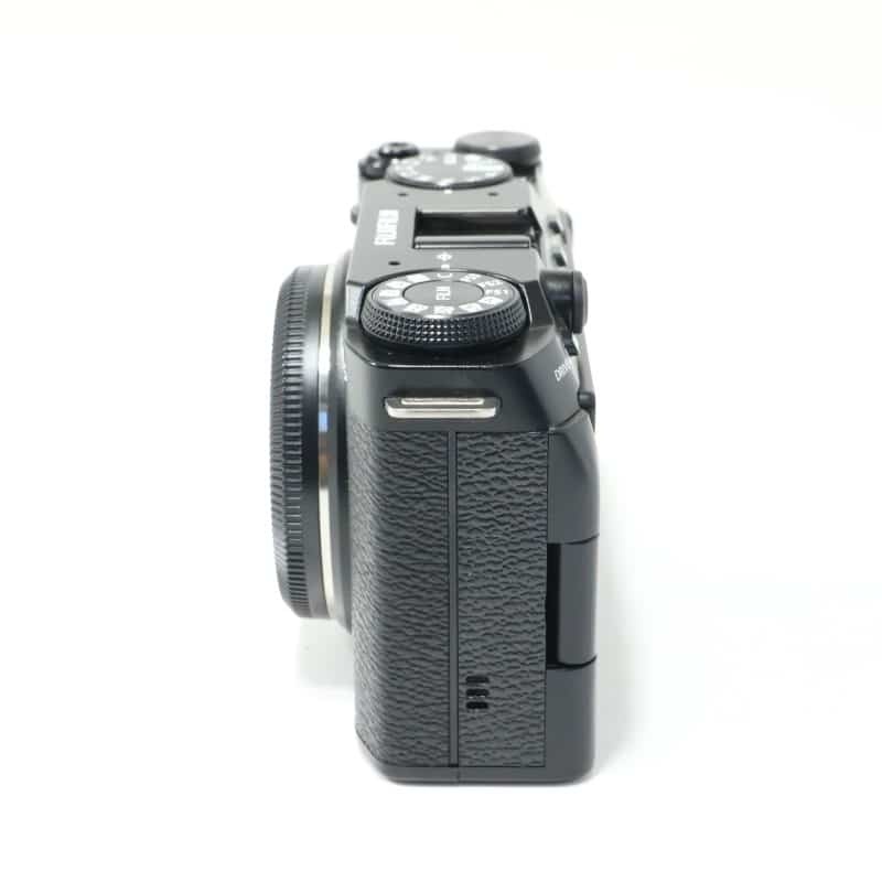 FUJIFILM X-M5 ボディ ブラック