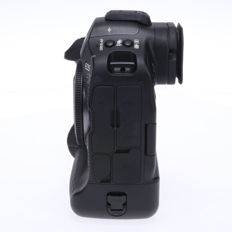 EOS R1 ボディー