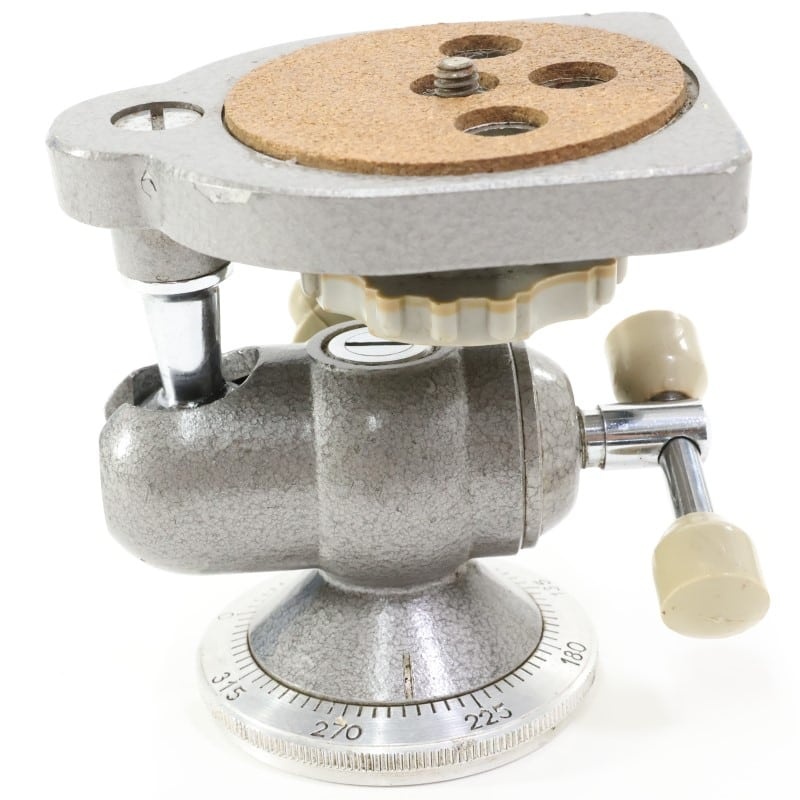 # 220 (旧) 雲台 ネジ穴4個タイプ