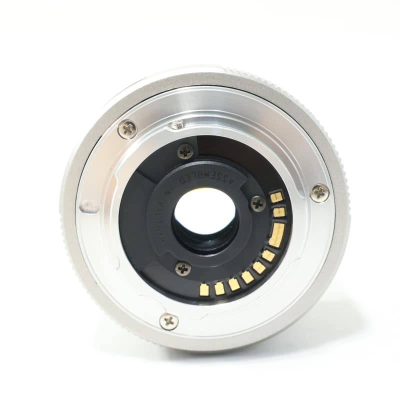 01 STANDARD PRIME 8.5mm F/1.9(シルバー)