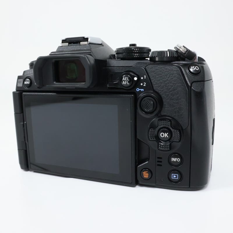 OM-D E-M1 Mark III ボディー