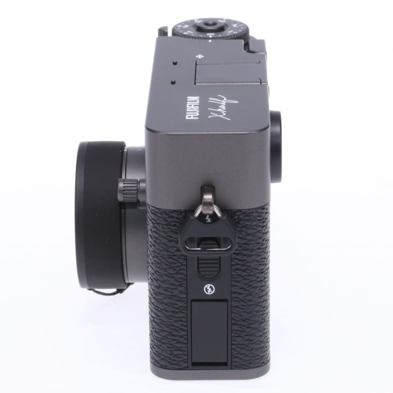 X half (FUJIFILM X-HF1) チャコールシルバー