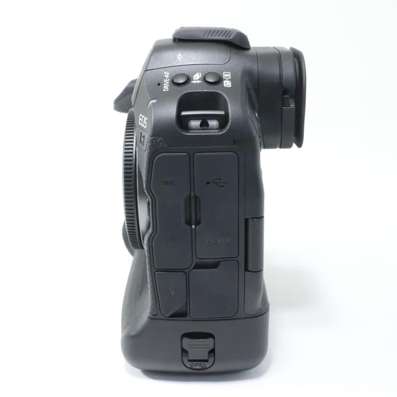 EOS R1 ボディー