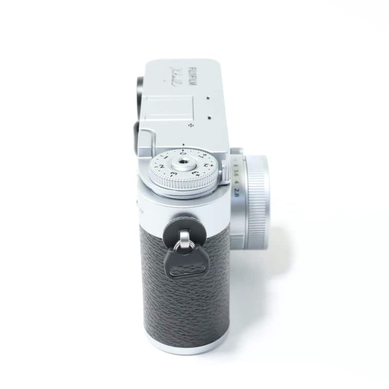 X half (FUJIFILM X-HF1) シルバー