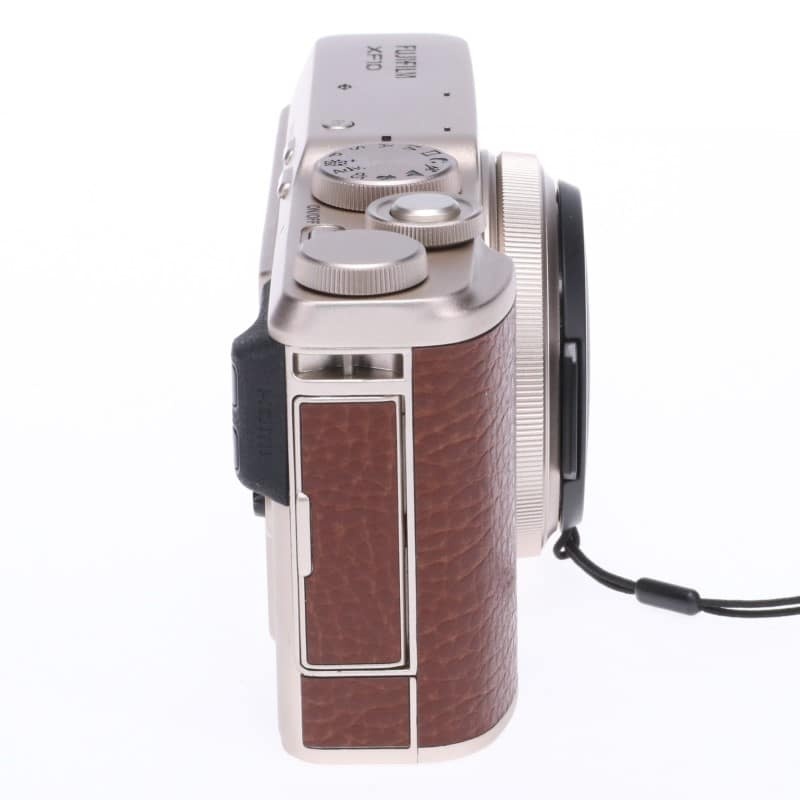 FUJIFILM XF10 シャンパンゴールド