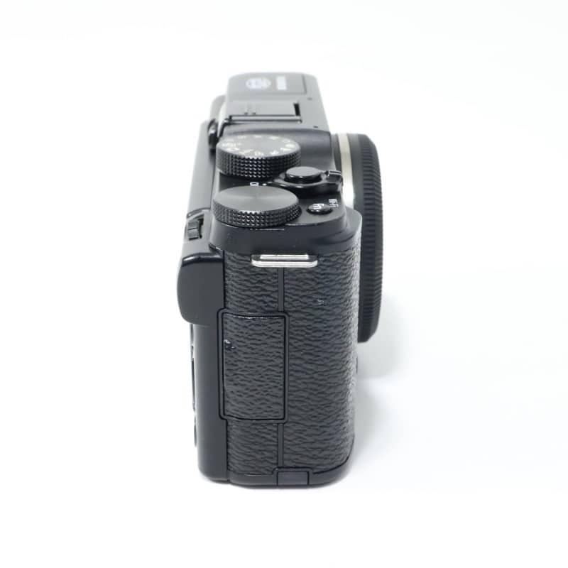 FUJIFILM X-M1 ボディ ブラック