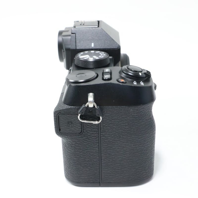 FUJIFILM X-S20 ボディ