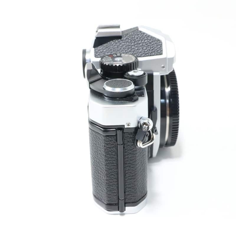 New FM2 シルバー