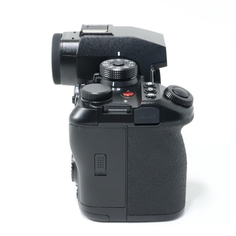 LUMIX S1RII ボディ DC-S1RM2