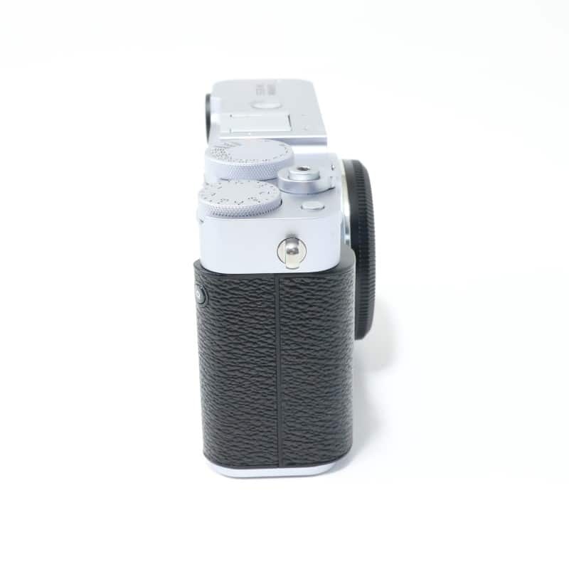 FUJIFILM X-E5?ボディ シルバー