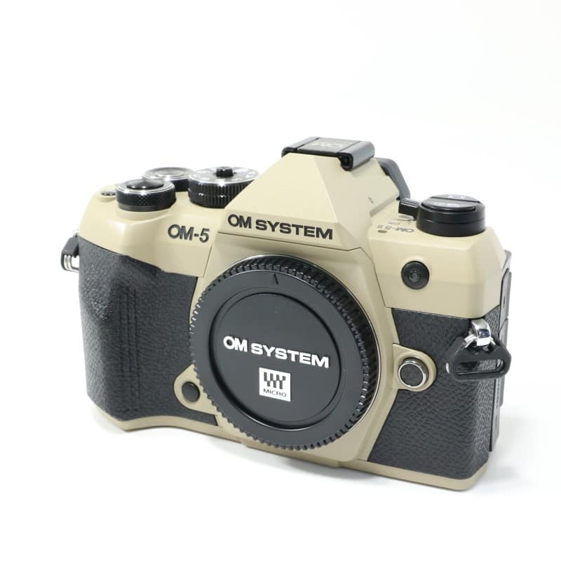 OM SYSTEM OM-5 Mark II ボディー サンドベージュ