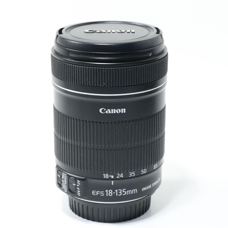 EF-S 18-135mm F3.5-5.6 IS