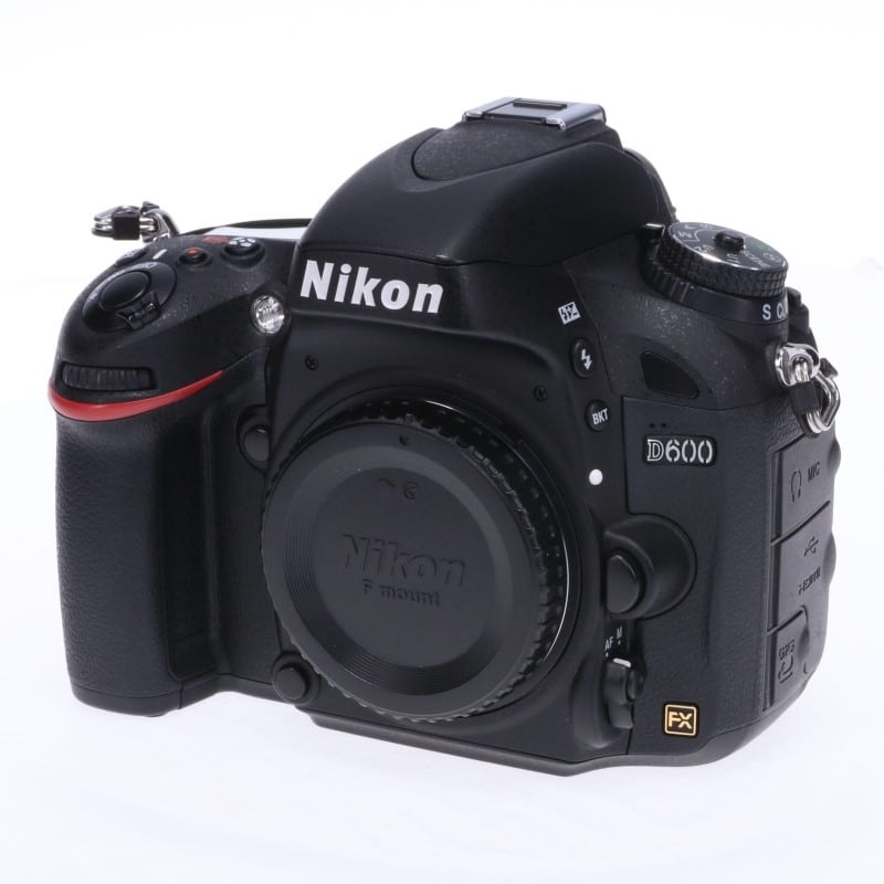 D600 ボディ
