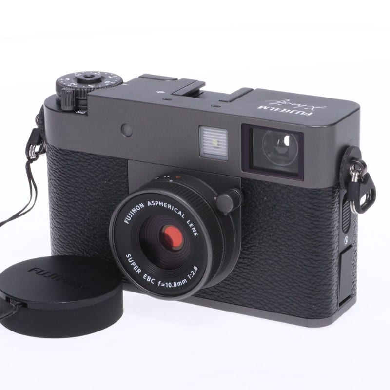 X half (FUJIFILM X-HF1) チャコールシルバー