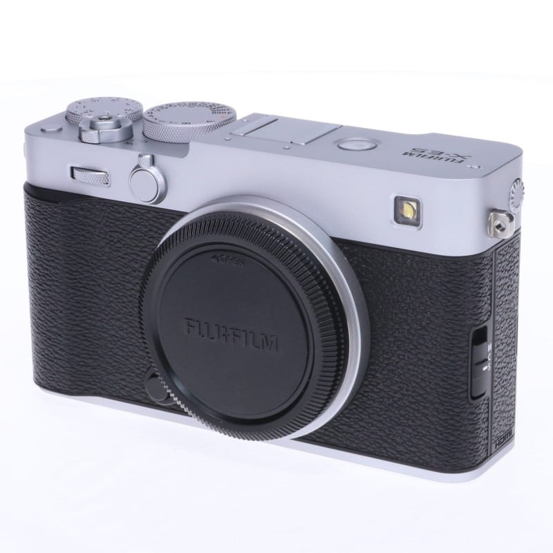 FUJIFILM X-E5?ボディ シルバー