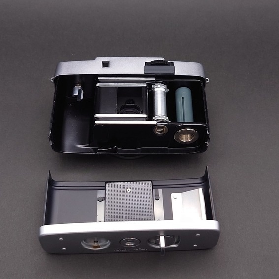 OLYMPUS PEN EE