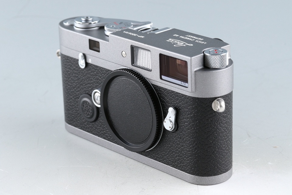 Leica MP 0.72 Anthracite Kit 35mm Rangefinder Film Camera + Summicron-M 35mm F/2 Lens + Leicavit M W