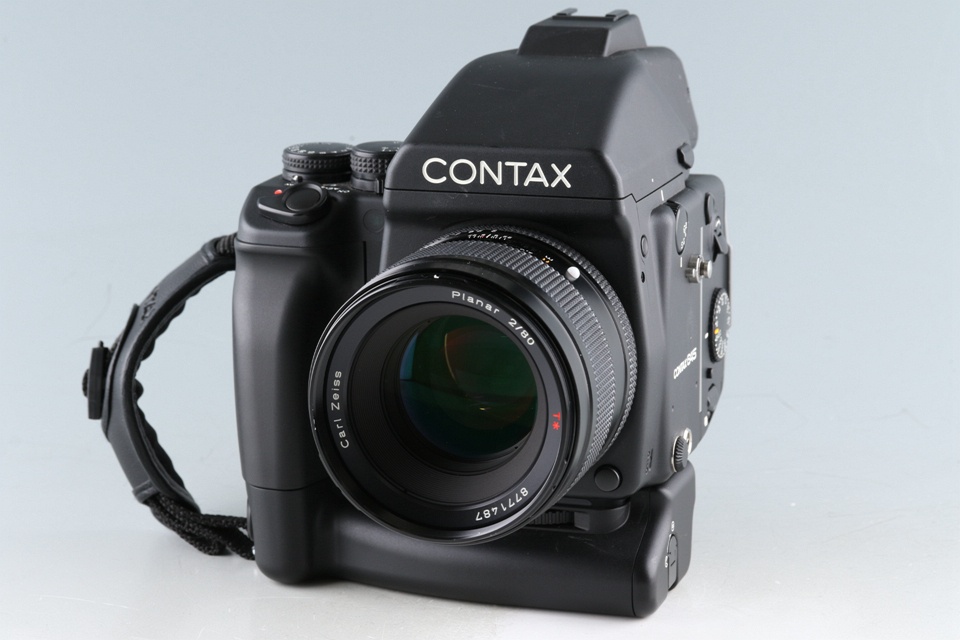 Contax 645 + Planar T* 80mm F/2 + MP-1 Battery Holder + MFB-1B 220 #46643E3