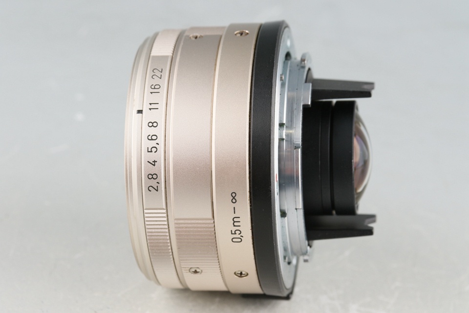 Contax Carl Zeiss Biogon T* 28mm F/2.8 Lens for G1/G2 #52424A2