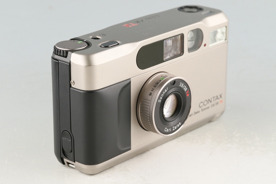 Contax T2 35mm Point & Shoot Film Camera #58397D5