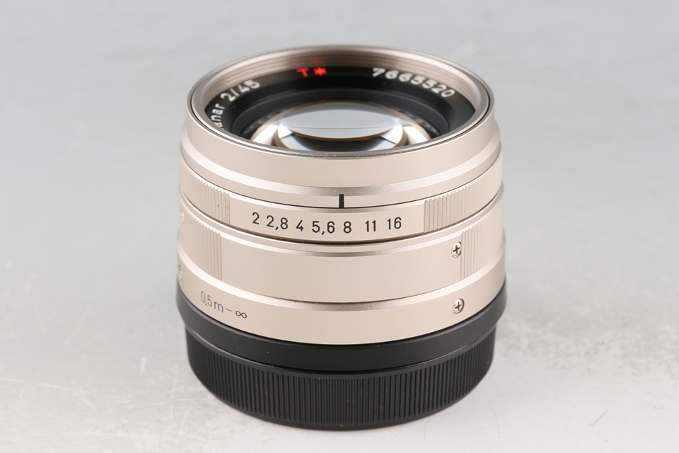 Contax Carl Zeiss Planar T* 45mm F/2 Lens + Hood + Filter for G1/G2 #60374A1