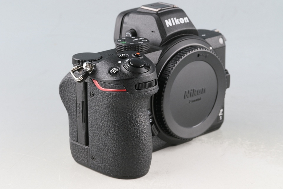 Nikon Z5 Mirrorless Digital Camera With Box #60442L4