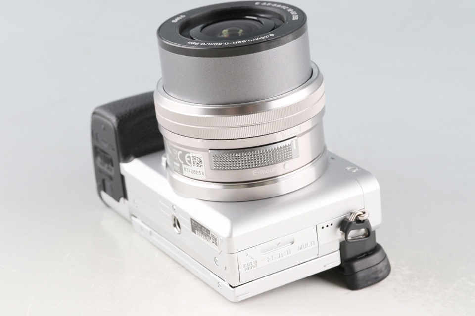 Sony α6400 + E PZ 16-50mm F/3.5-5.6 OSS Lens With Box *Japanese Version Only * #60454L2