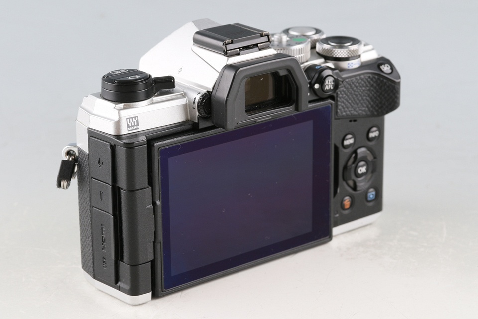 Olympus OM System OM-5 Mirrorless Digital Camera #60455E2