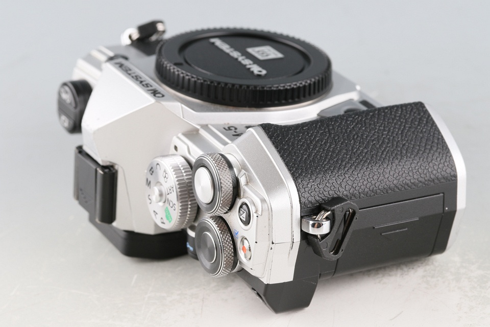 Olympus OM System OM-5 Mirrorless Digital Camera #60455E2