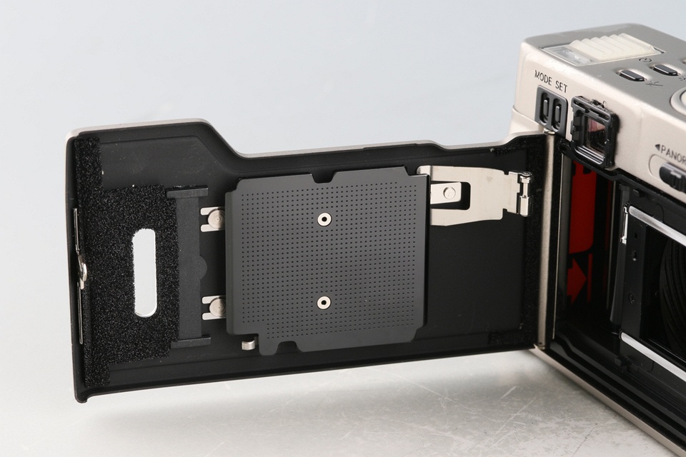 Nikon 35Ti 35mm Point & Shoot Film Camera #60471D5