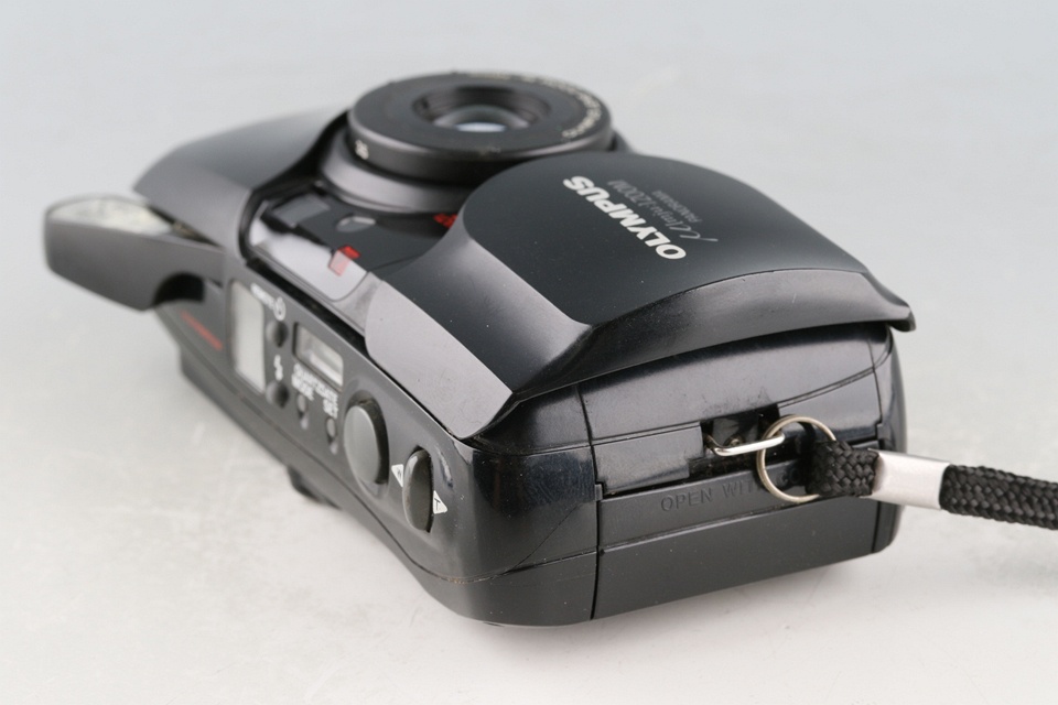 Olympus μ ZOOM Panorama 35mm Point & Shoot Film Camera #60475H11