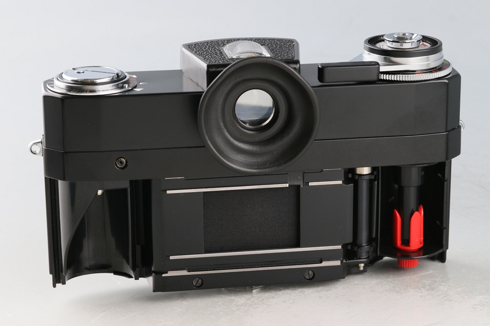 Zeiss Ikon Hologon Ultrawide 35mm Film Camera #60488L9