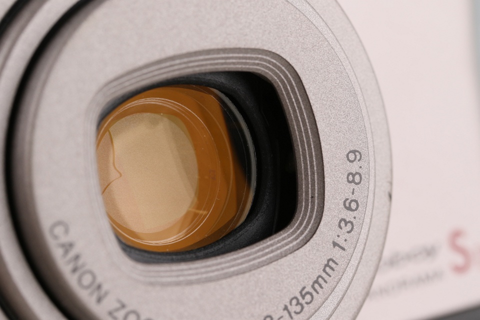 Canon Autoboy SII 35mm Point & Shoot Film Camera #60489L8