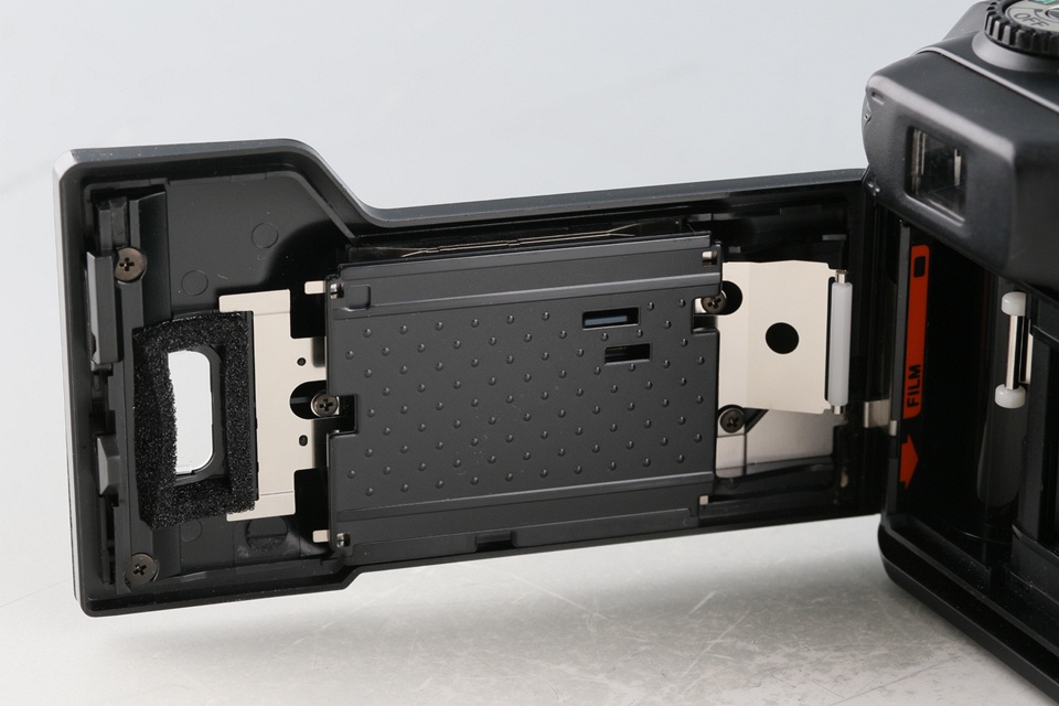 Pentax Espio 160 35mm Point & Shoot Film Camera #60509G11